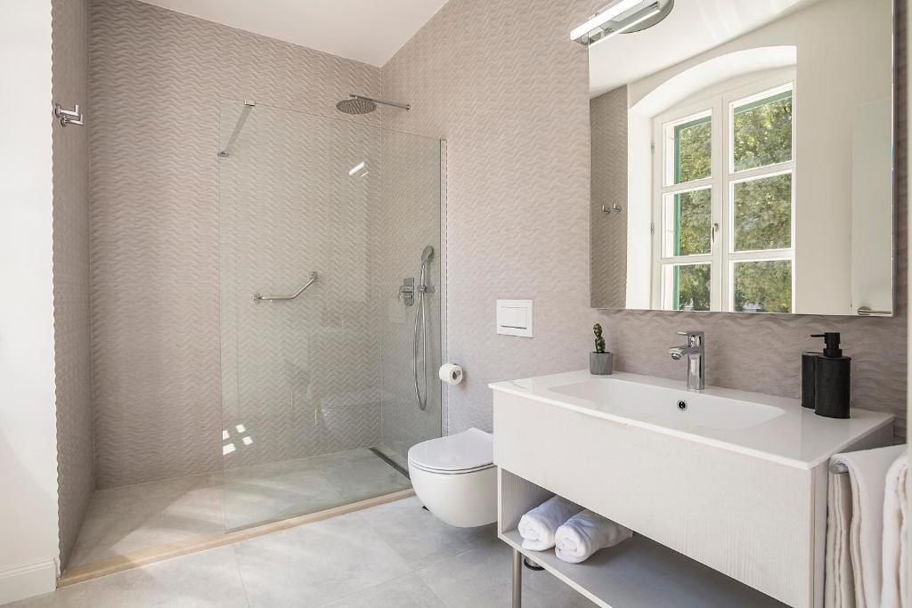 Private bathroom at Piano Nobile Rooms in Split